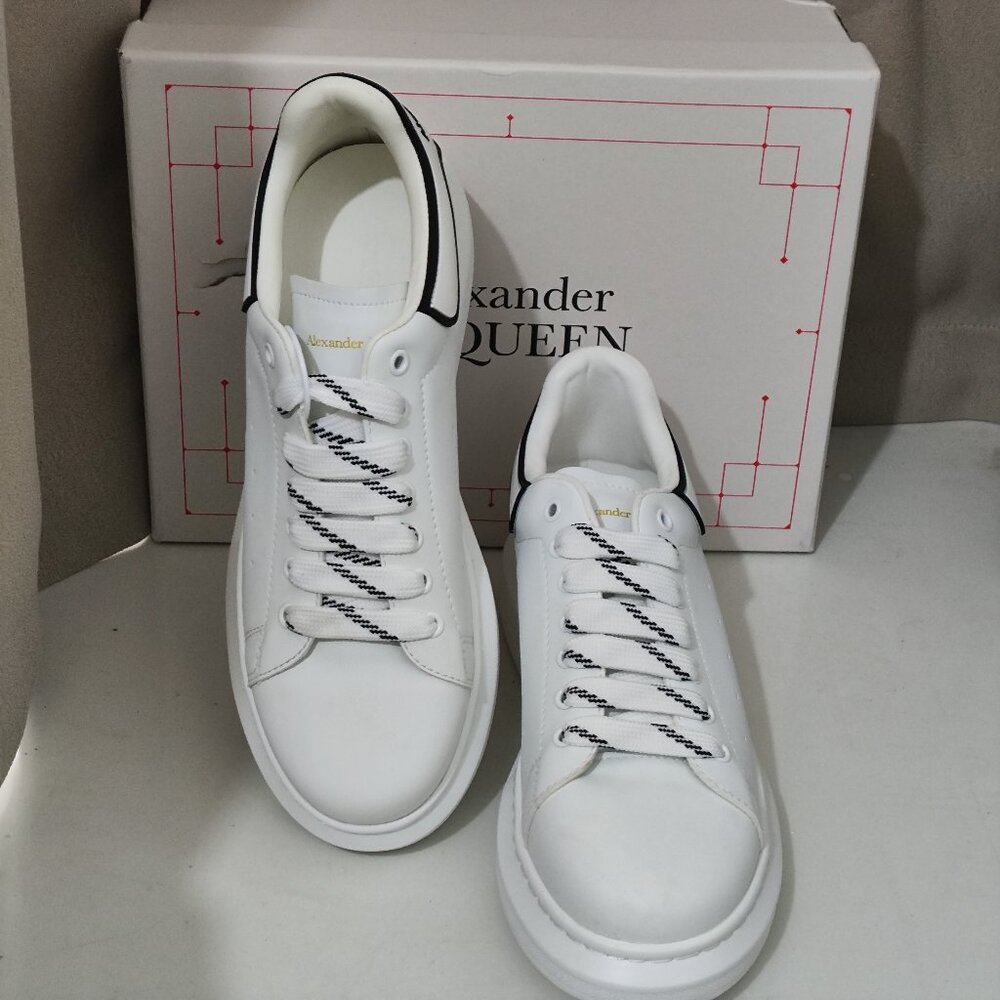 Alexander McQueen White Leather Low-Top Sneakers with Striped Laces